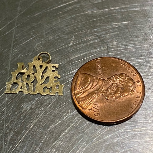 14k Yellow Gold Live Love Laugh Charm Necklace Pendant - Picture 3 of 4